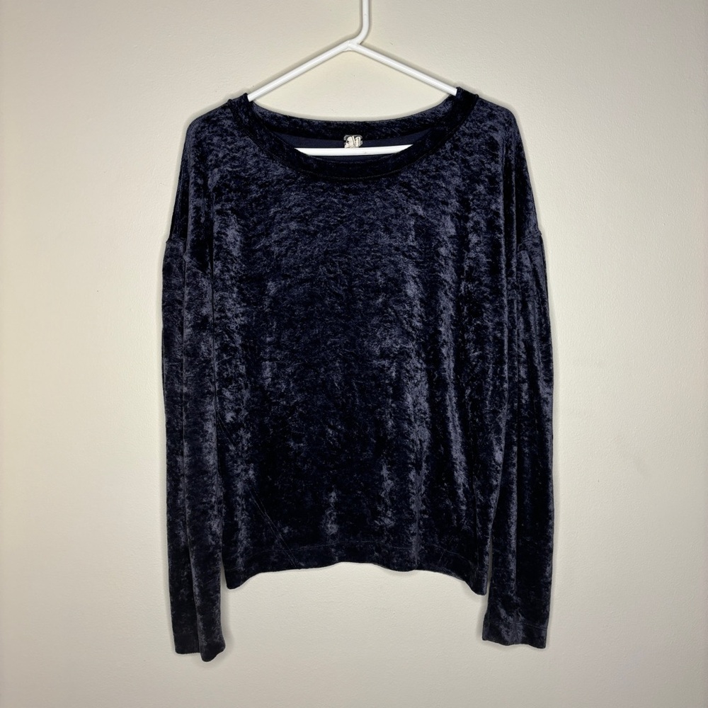 We The Free People Women's Gray Crushed Velvet Long Sleeve Milan Layering Top M